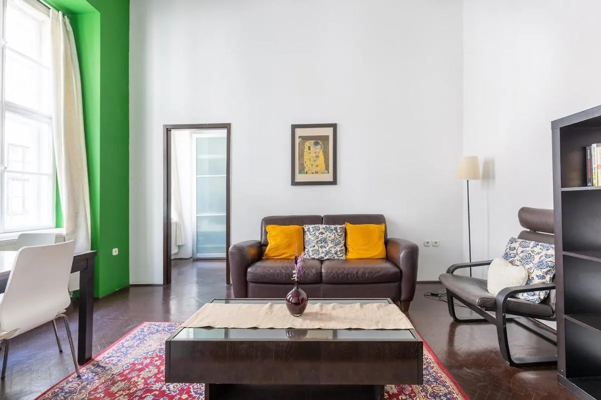Vr2 Stylish Apartment In The Centre Budapeste Hungria